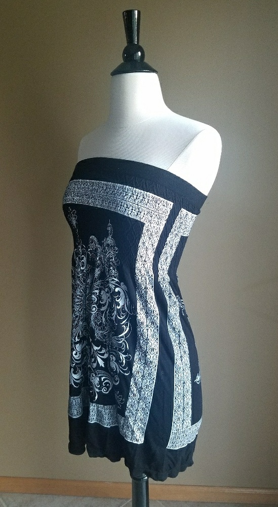 YiTong Short Black Strapless Dress